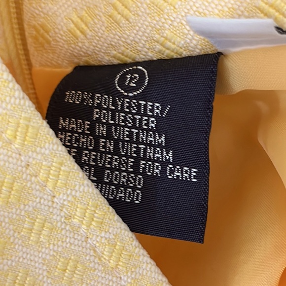 Giorgio Sant’ Angelo Buttercream Skirt Suit - Picture 9 of 9